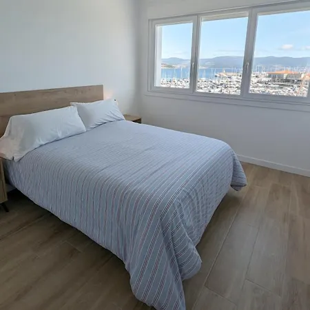 Galiciaguesthome Dos Barcos 公寓 *